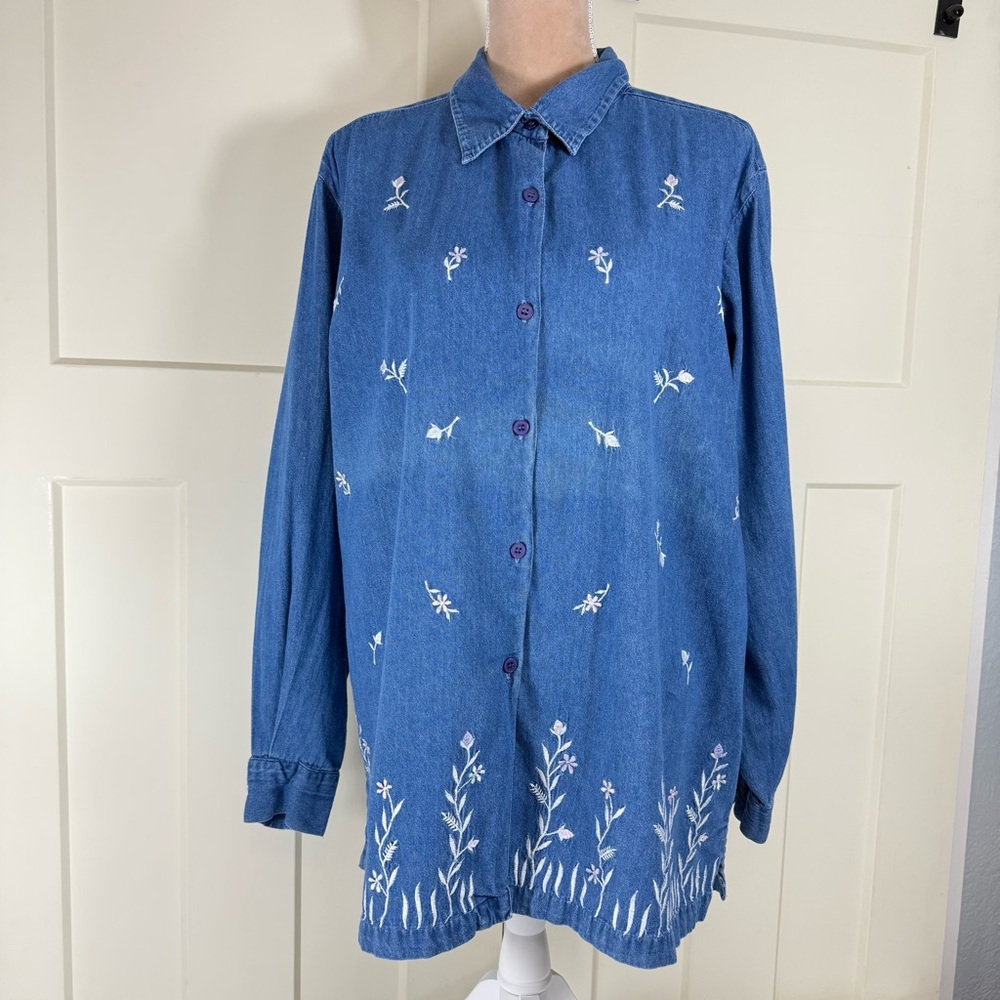 California Style Women's 1X Denim Jean‎ Button Up Jacket Long Sleeve Embroidered